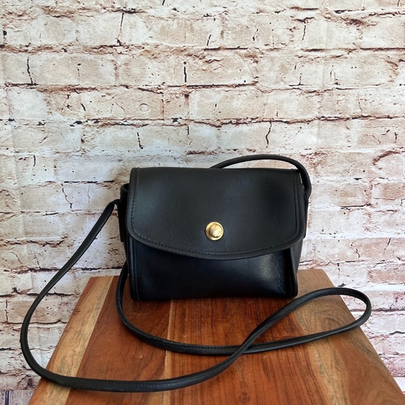 Coach Handbags - Vintage Coach Style 9892 Chrystie Black Leather Crossbody Bag Made in USA Purse
